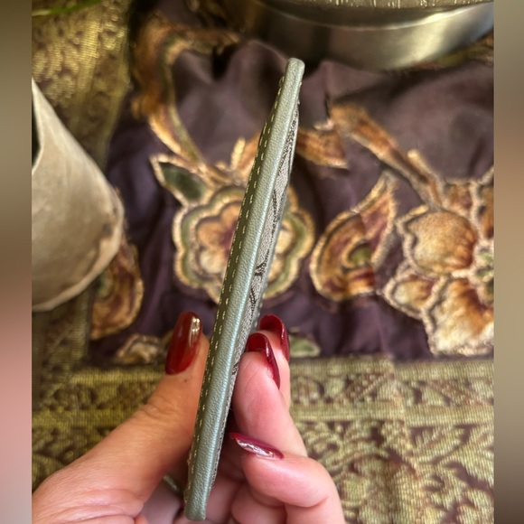 Authentic COACH Leather/Signature canvas UNISEX card case/ID - Picture 6 of 6